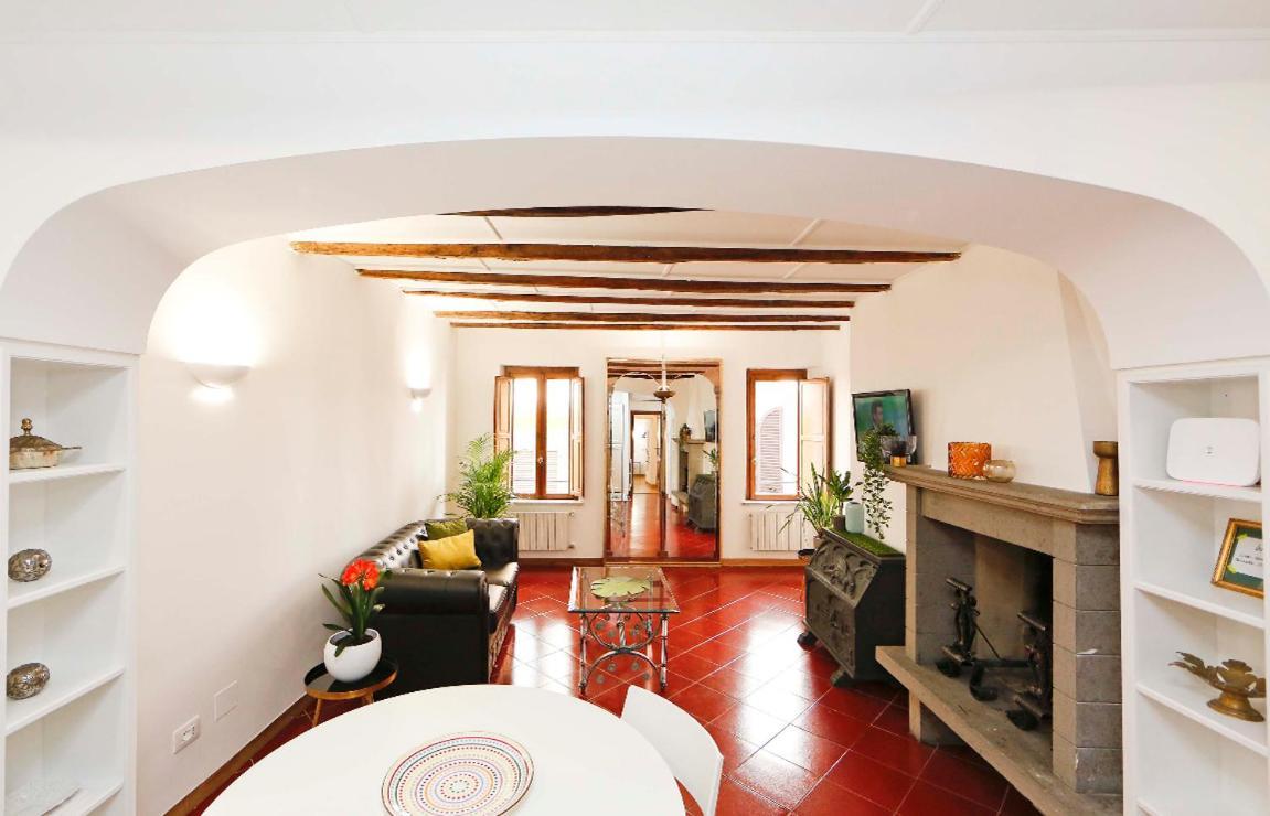 Apartment Monti With Charming Terrace Rom